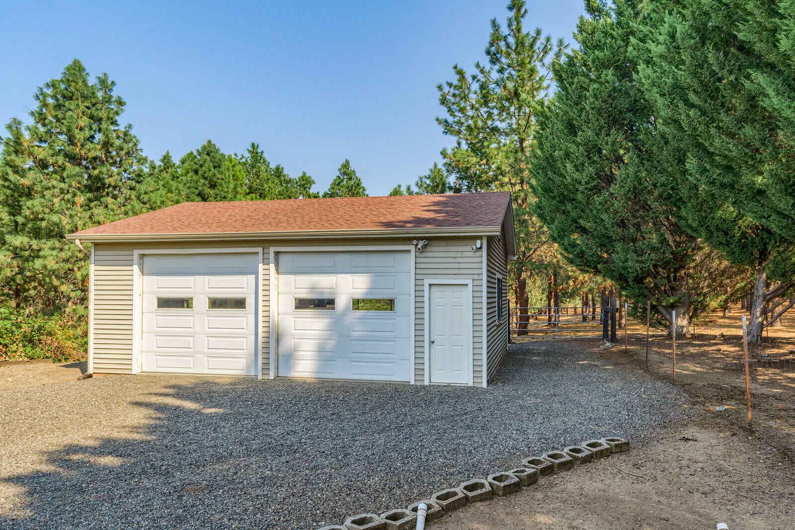 12378 Blackwell Road Central Point, OR 97502 - Photo 50 of 67 20_BR_20_mls