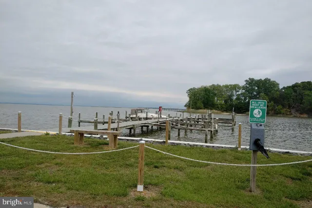 a view of a basketball court