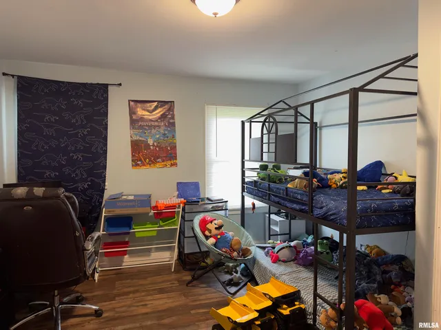 $104,500 | 1417 South Ledford Street, Harrisburg, IL 62946