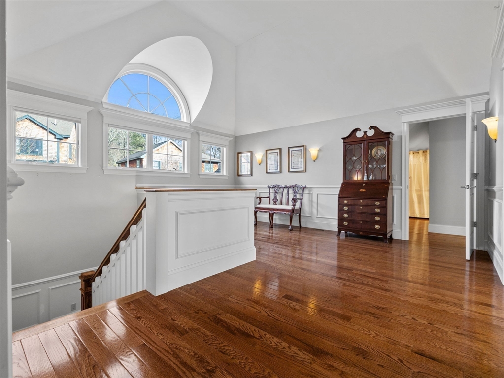 4 Hawthorne Lane, Unit 4 Dover, MA 02030 - Photo 18 of 38