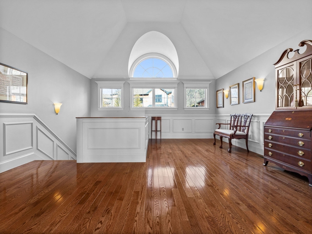 4 Hawthorne Lane, Unit 4 Dover, MA 02030 - Photo 20 of 38