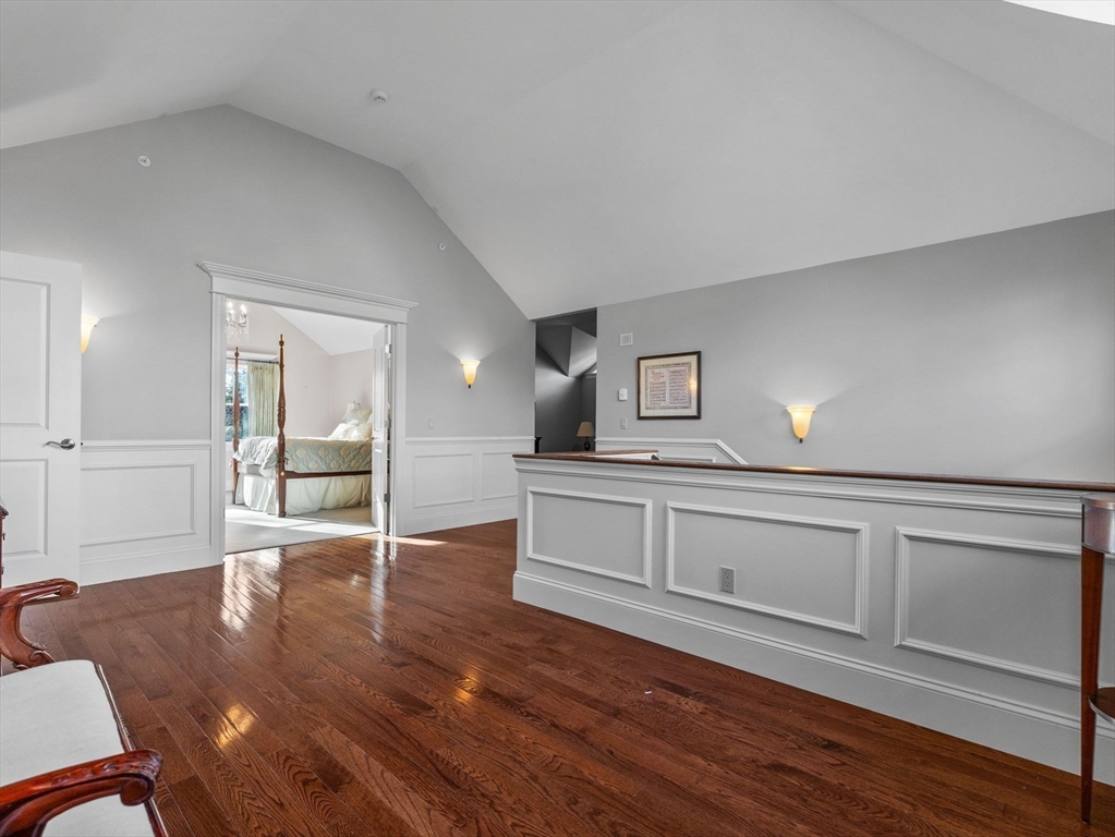 4 Hawthorne Lane, Unit 4 Dover, MA 02030 - Photo 21 of 38