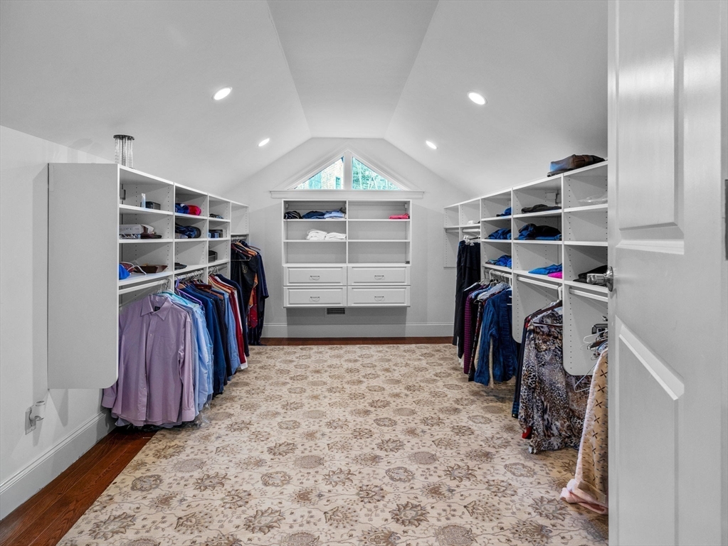 4 Hawthorne Lane, Unit 4 Dover, MA 02030 - Photo 26 of 38