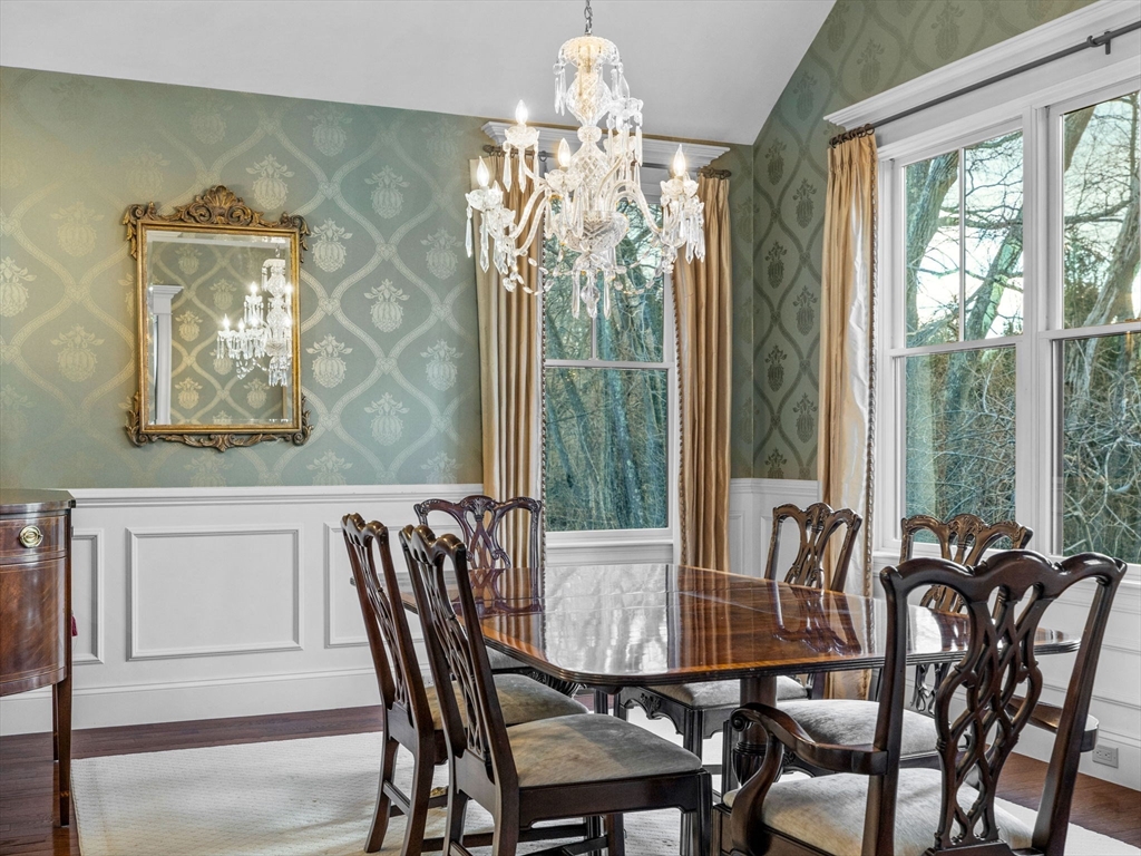 4 Hawthorne Lane, Unit 4 Dover, MA 02030 - Photo 7 of 38