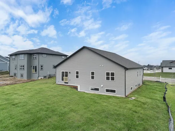 $539,900 | 54 Blarney Stone, Unit 54, Brodhead, WI 53520