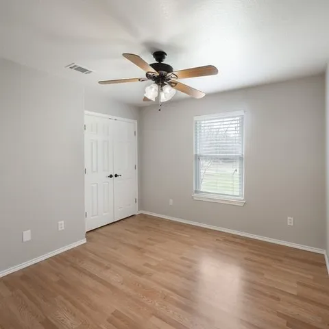 $2,100 | 108 Halawa Court, Bastrop, TX 78602