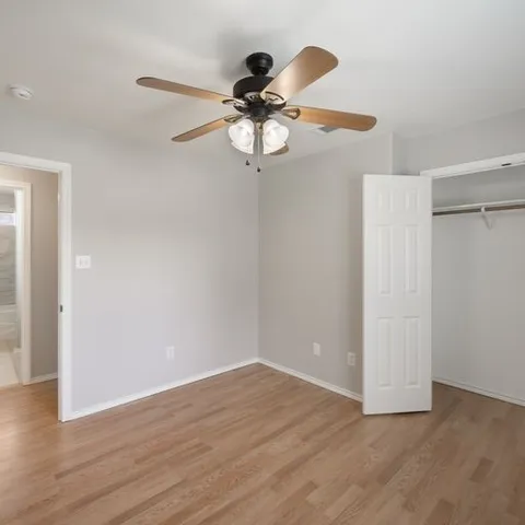 $2,100 | 108 Halawa Court, Bastrop, TX 78602