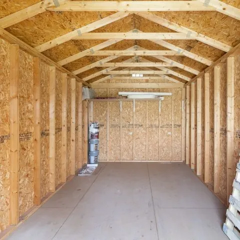 $2,100 | 108 Halawa Court, Bastrop, TX 78602