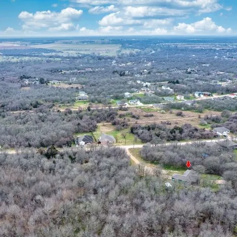 $2,100 | 108 Halawa Court, Bastrop, TX 78602