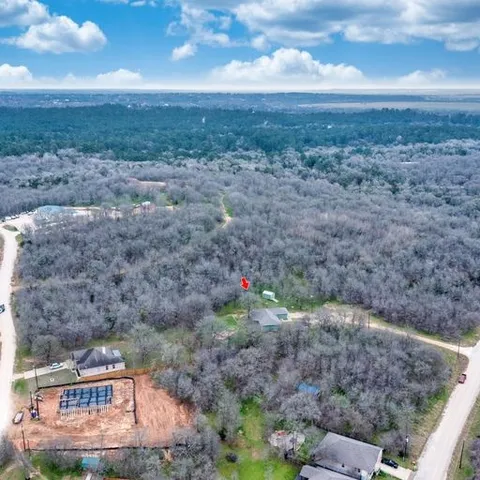 $2,100 | 108 Halawa Court, Bastrop, TX 78602