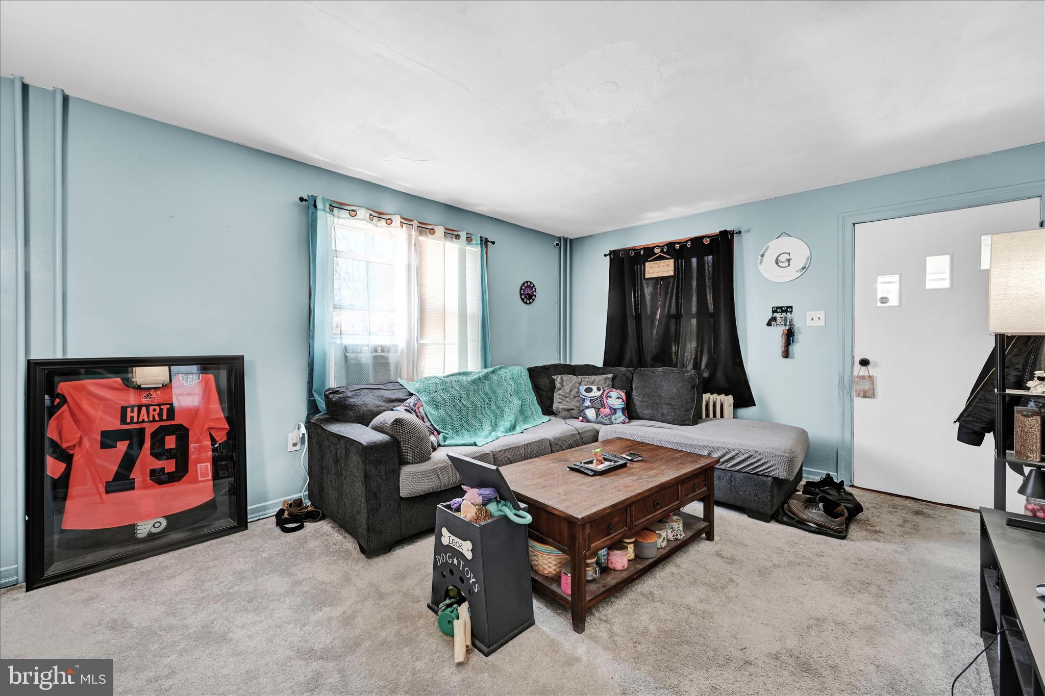 1622 Meade Street Reading, PA 19607 - Photo 15 of 51 Living Area