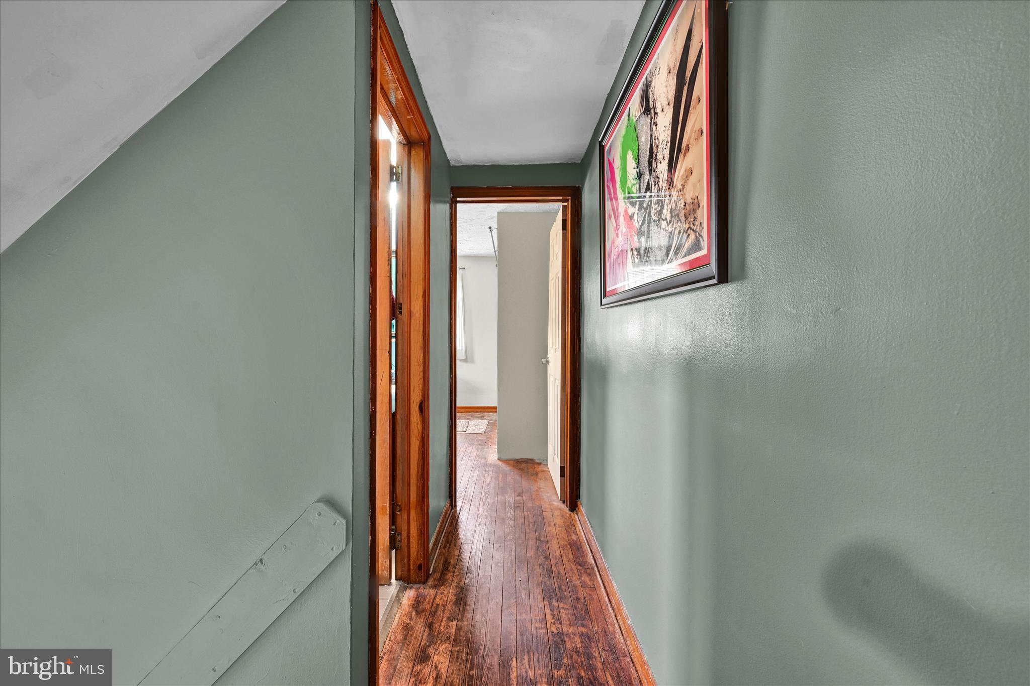1622 Meade Street Reading, PA 19607 - Photo 32 of 51 Hallway