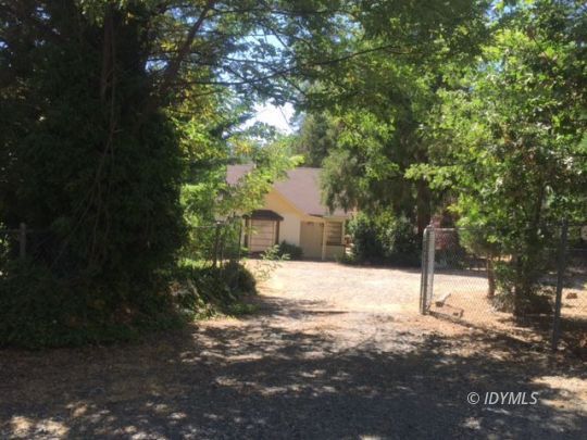 25215 Lodge Road Idyllwild, CA 92549 - Photo 2 of 19 FROM STREET