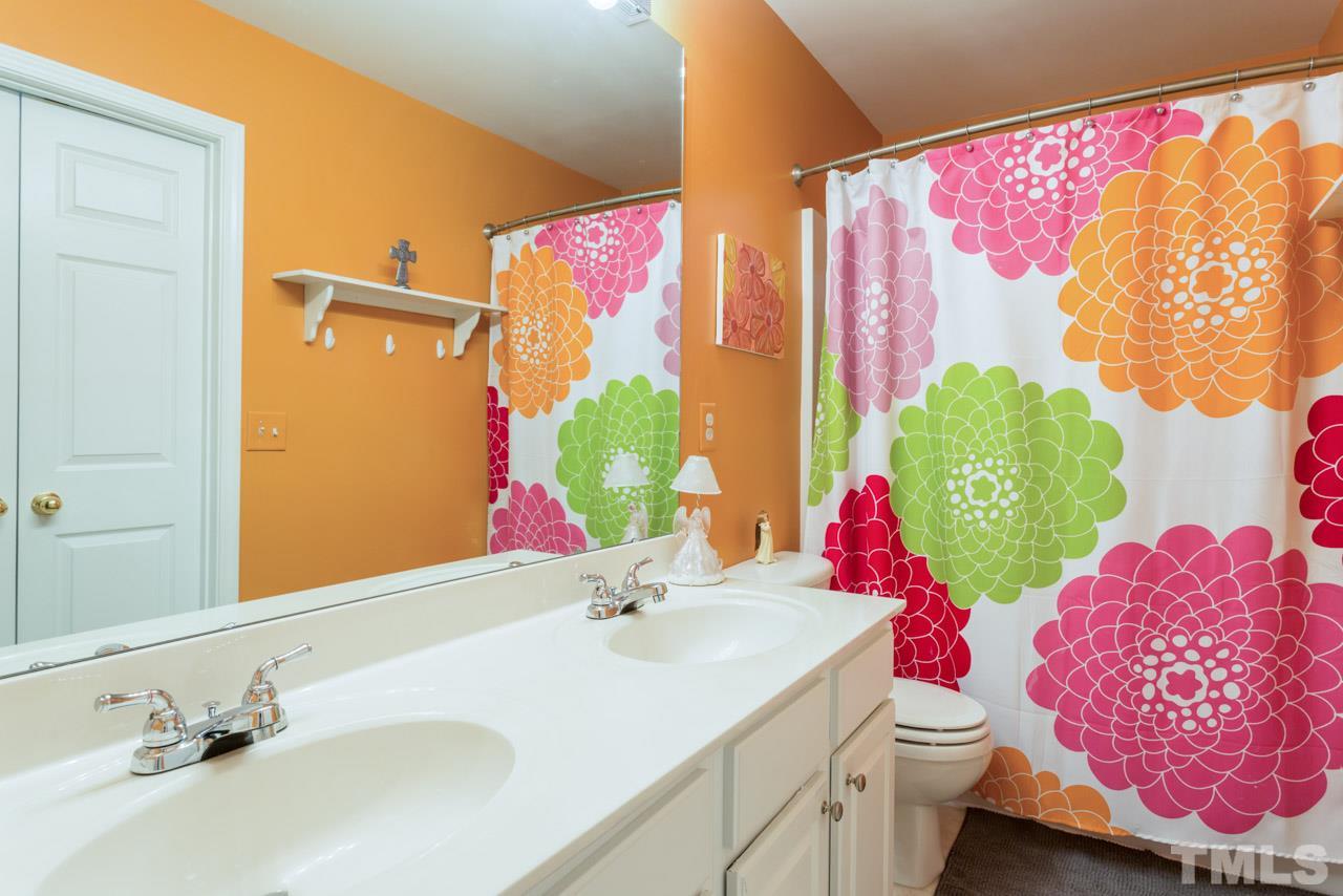 7234 Galon Glen Road Raleigh, NC 27613 - Photo 17 of 25