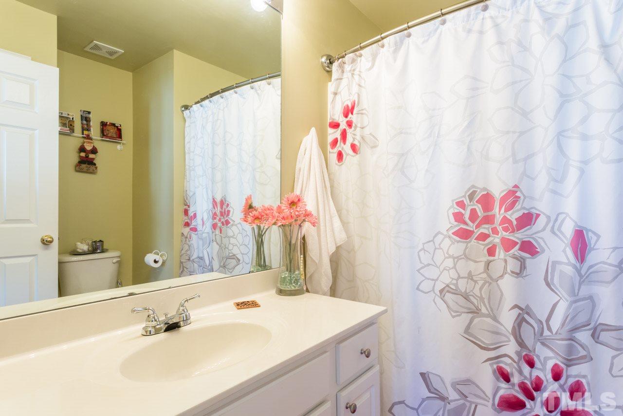 7234 Galon Glen Road Raleigh, NC 27613 - Photo 18 of 25