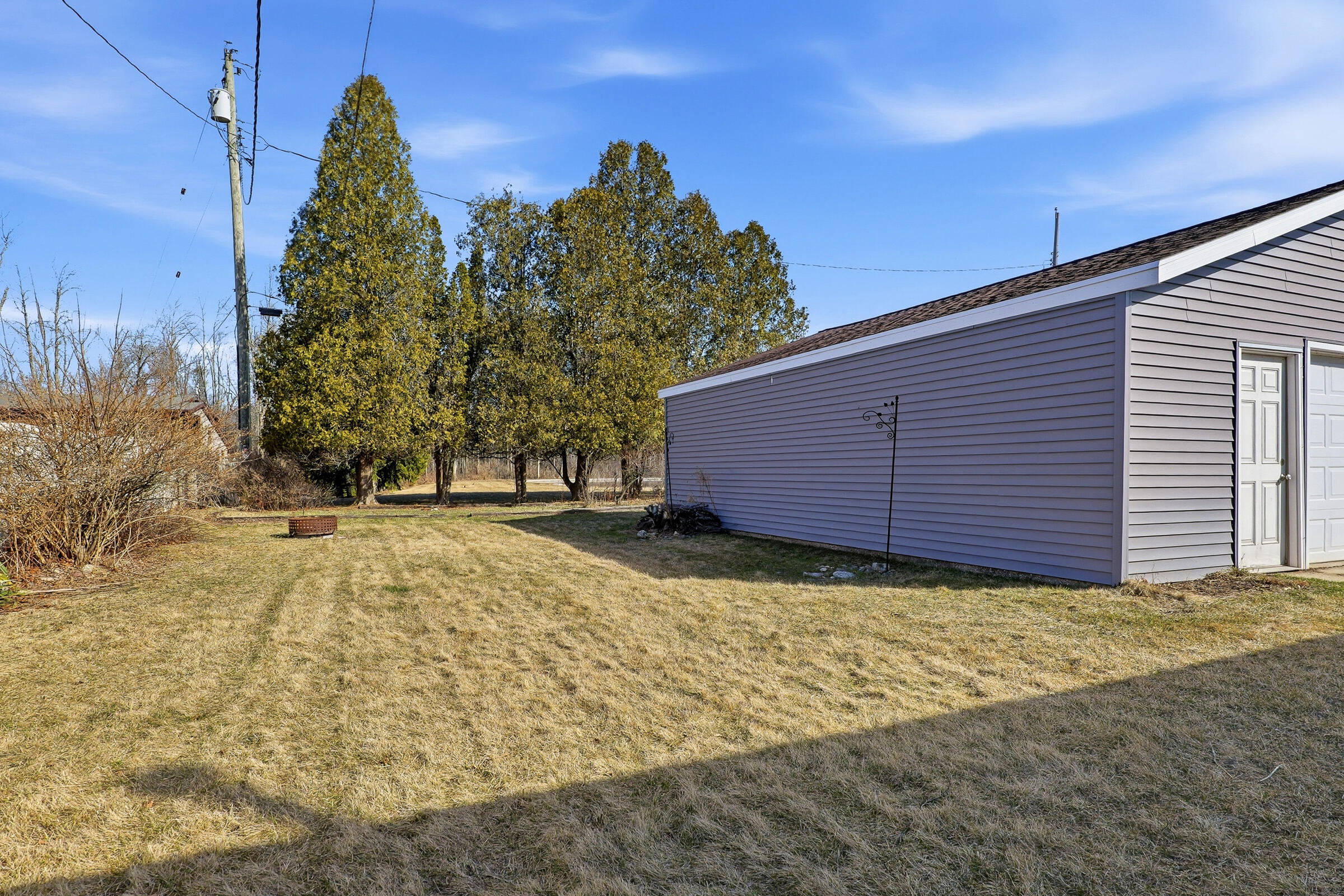 3240 Memorial Drive Two Rivers, WI 54241 - Photo 24 of 29 3240_Memorial_Drive_Two_Rivers_026