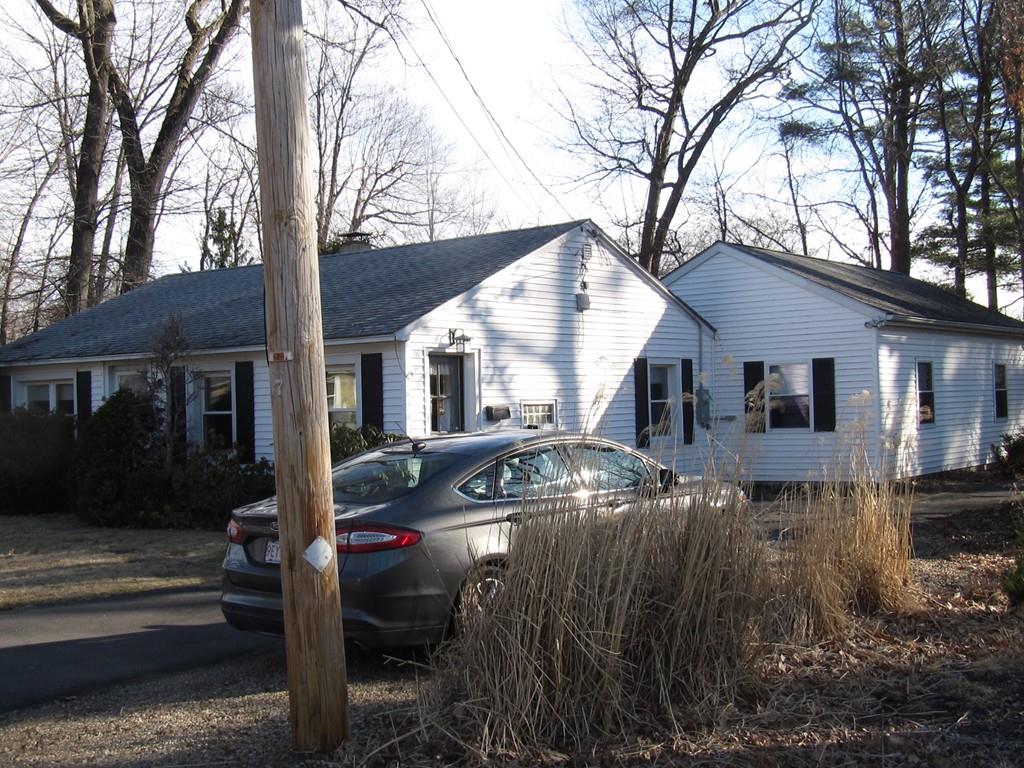 24 Elbridge Road Auburn, MA 01501 - Photo 4 of 25 Gallery Image 4