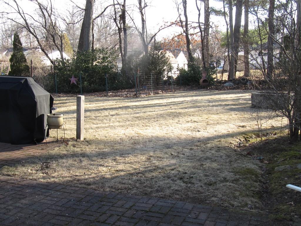 24 Elbridge Road Auburn, MA 01501 - Photo 8 of 25 Gallery Image 8