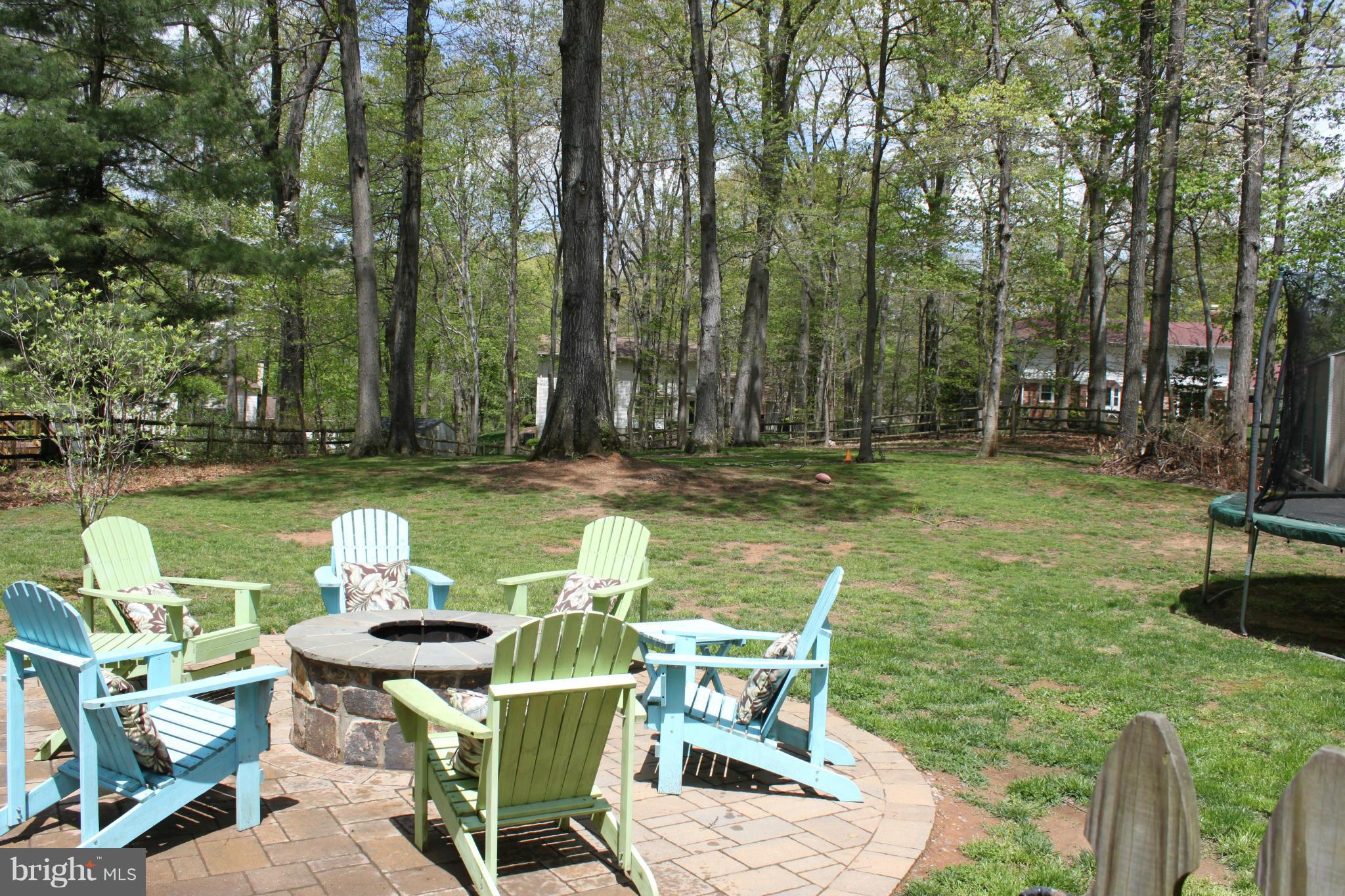 11912 Appling Valley Road Fairfax, VA 22030 - Photo 22 of 24 Exterior (Rear)