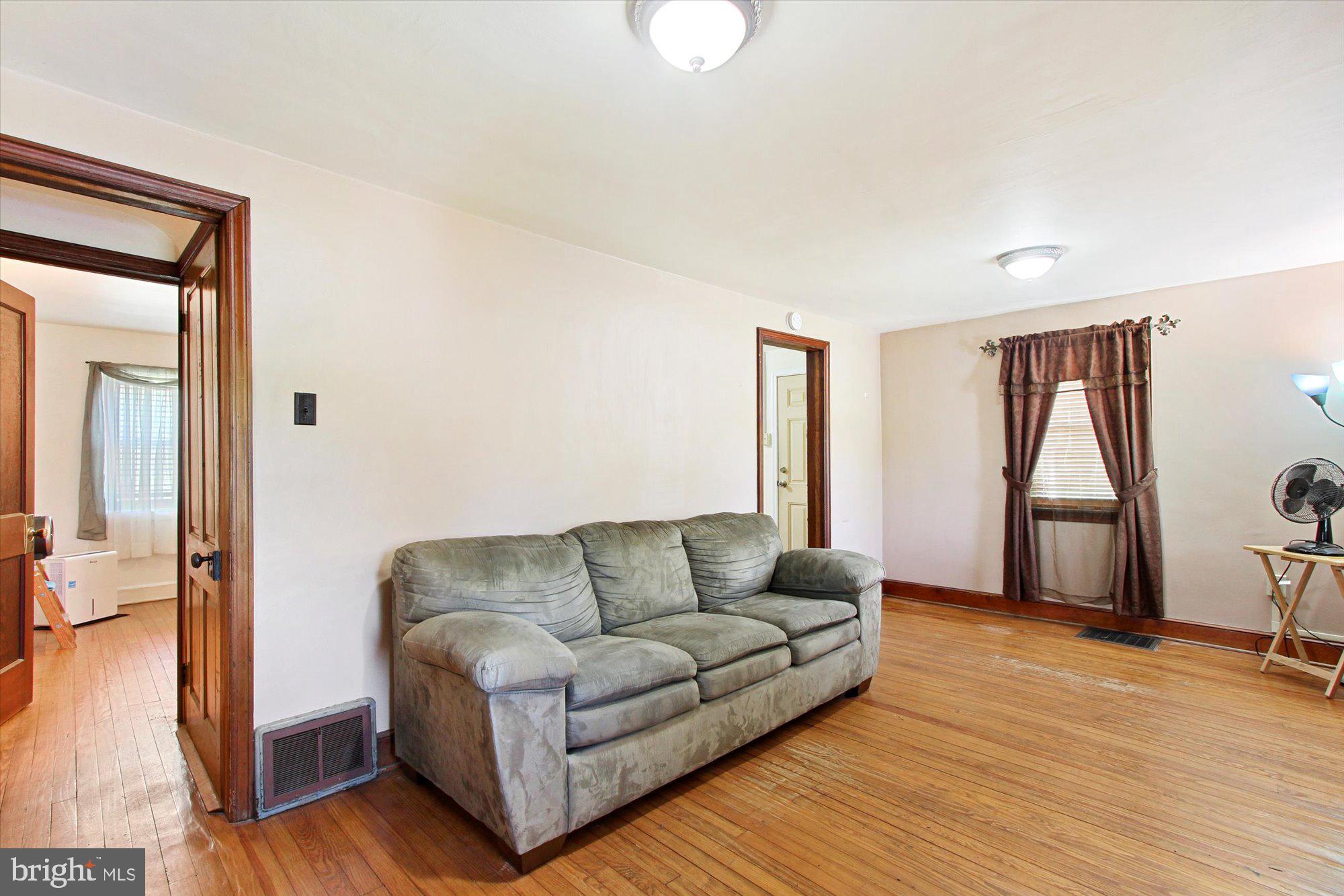 799 Siddonsburg Road Lewisberry, PA 17339 - Photo 4 of 25