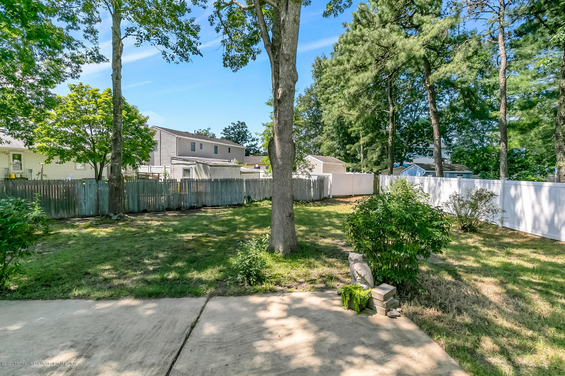 117 Yeoman Road Manahawkin, NJ 08050 - Photo 23 of 28 117 Yeoman Rd Stafford-024-020-4M3A4440-