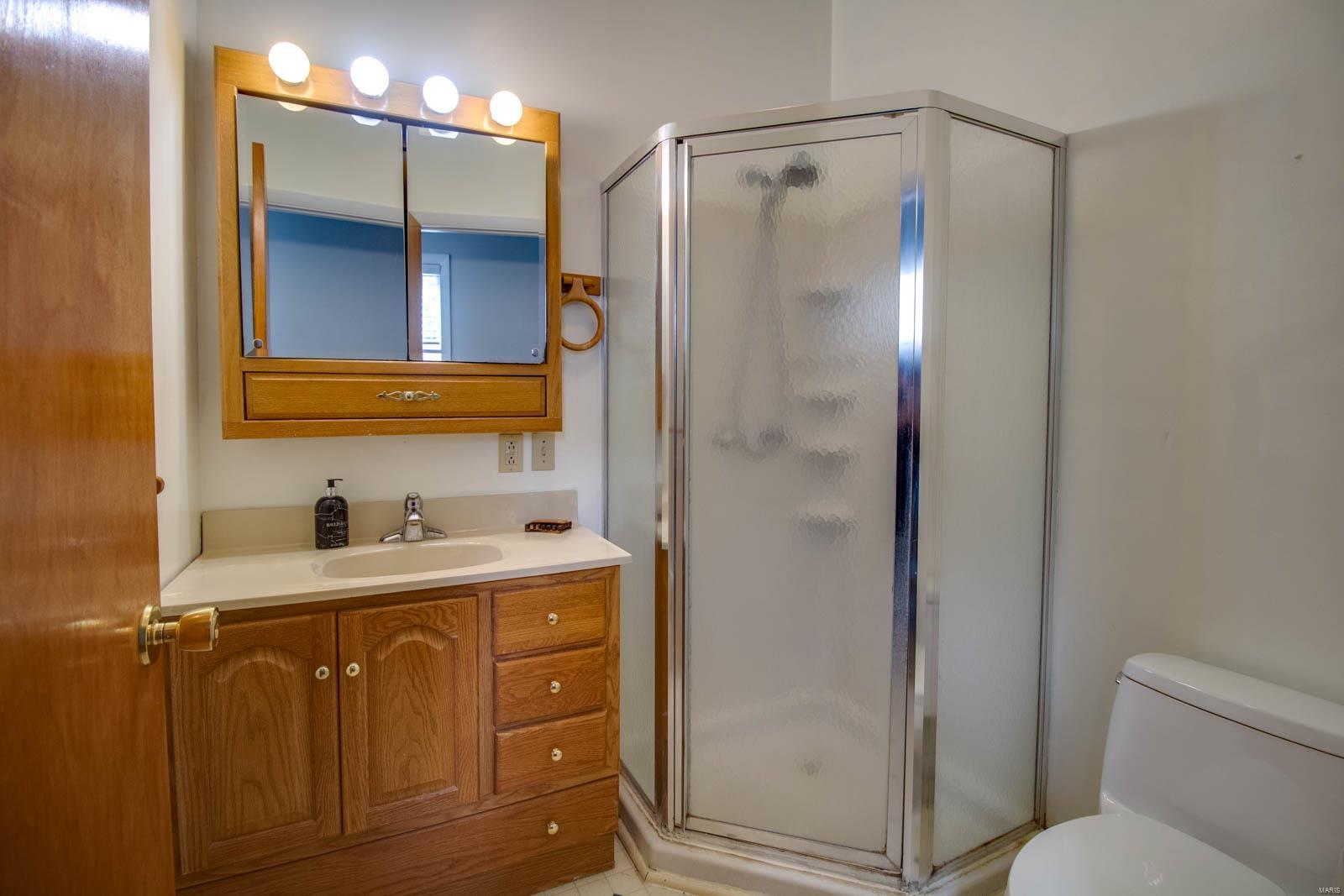 321 Locust Carrollton, IL 62016 - Photo 21 of 37 Gallery Image 21