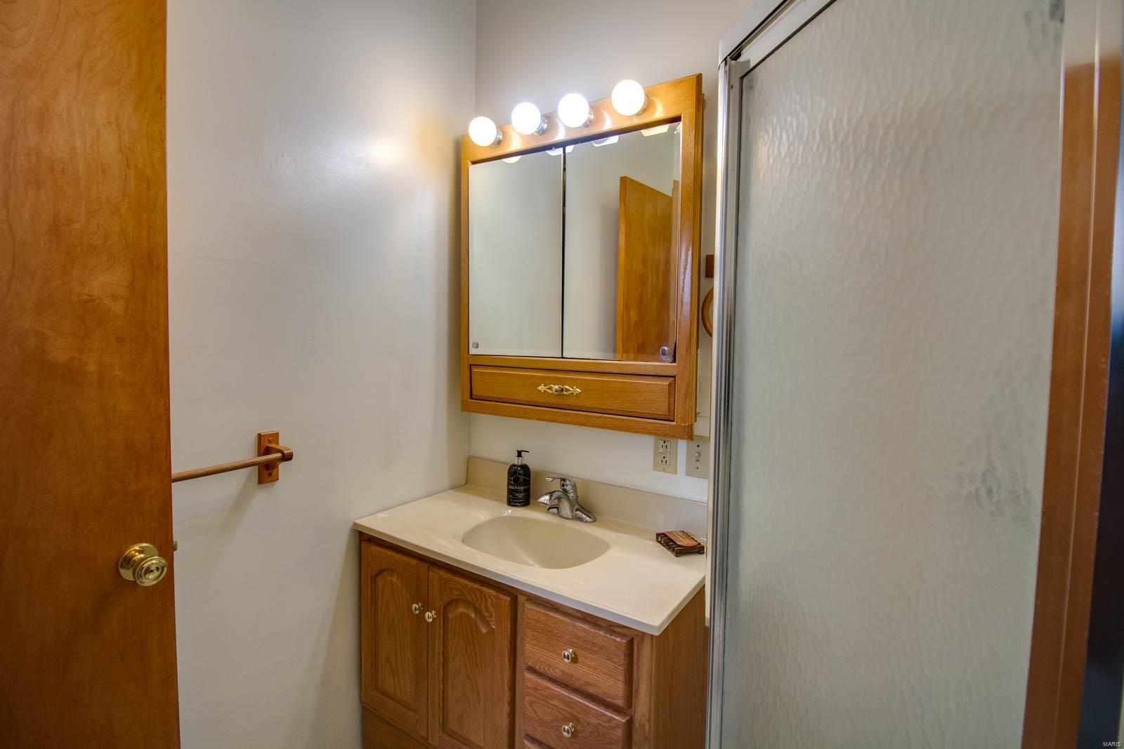 321 Locust Carrollton, IL 62016 - Photo 22 of 37 Gallery Image 22