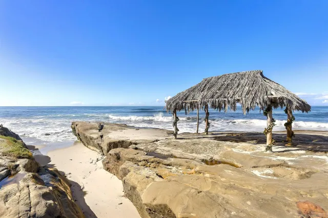 $7,500 | 552 Fern Glen, La Jolla, CA 92037