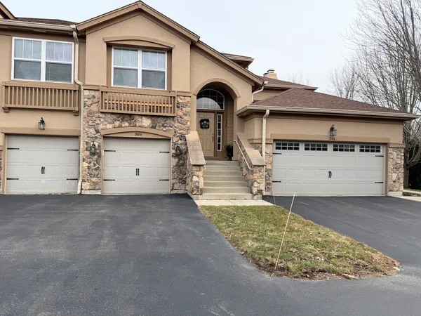 $3,750 | 1804 Crenshaw Circle, Vernon Hills, IL 60061