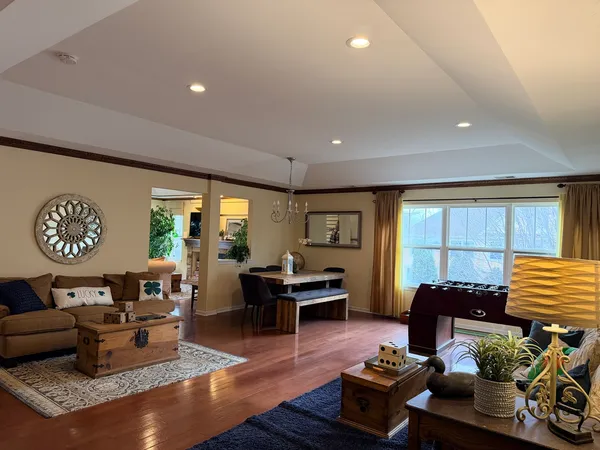 $3,750 | 1804 Crenshaw Circle, Vernon Hills, IL 60061