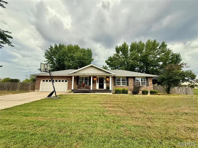 $230,000 | 29 St Ann Avenue, St. James, MO 65559