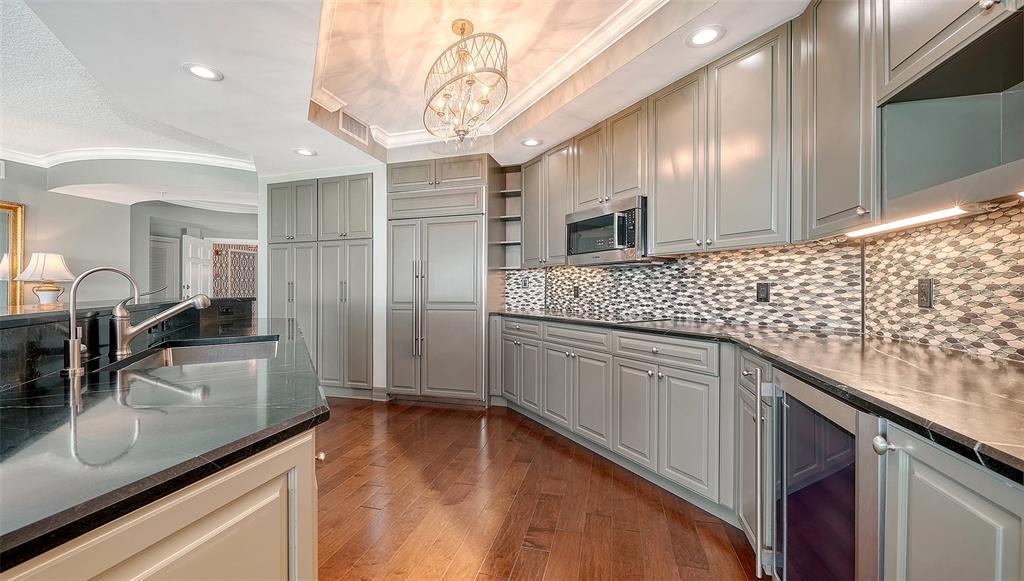 401 North Point Road, Unit 504 Osprey, FL 34229 - Photo 13 of 49
