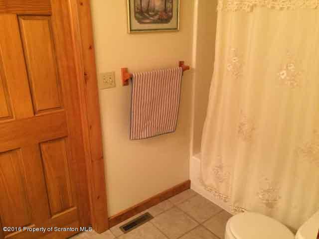 363 Bulletwood Road Union Dale, PA 18470 - Photo 21 of 31 Gallery Image 21