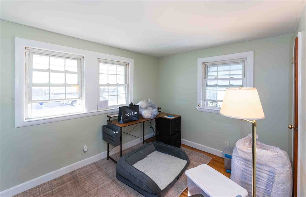 18 Wellesley Road Arlington, MA 02474 - Photo 15 of 34 Gallery Image 15