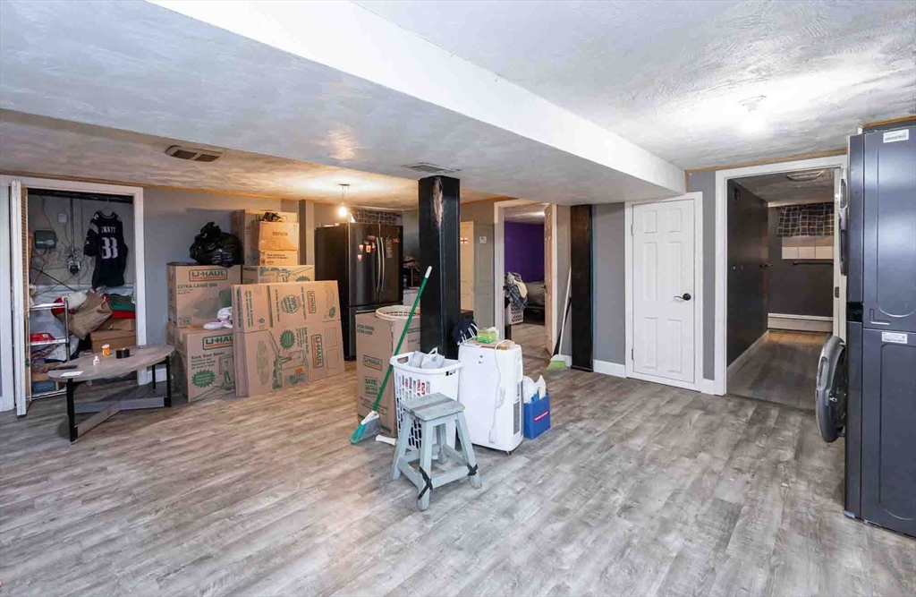 18 Wellesley Road Arlington, MA 02474 - Photo 21 of 34 Gallery Image 21