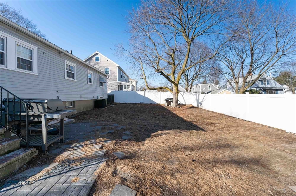18 Wellesley Road Arlington, MA 02474 - Photo 28 of 34 Gallery Image 28