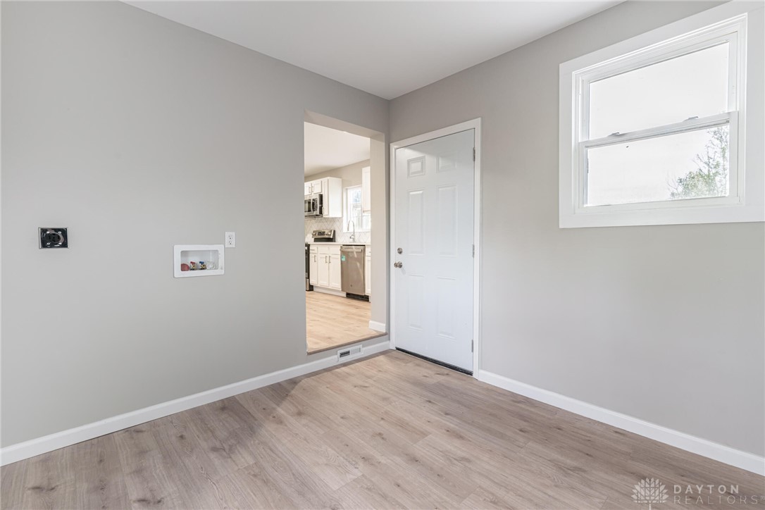 9499 Clearcreek Franklin Road Springboro, OH 45342 - Photo 14 of 21 Gallery Image 14