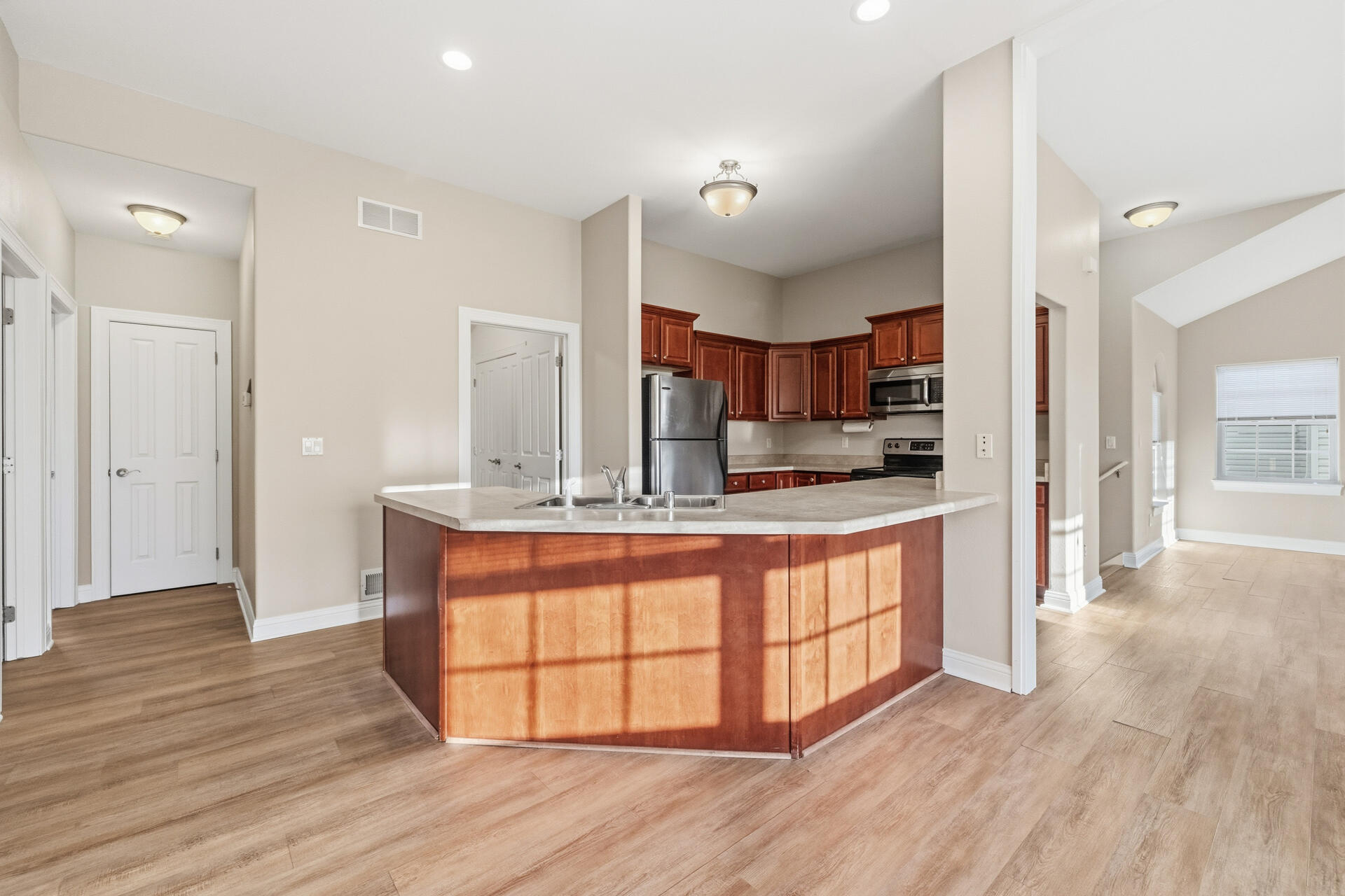 1799 Woodland Way Slinger, WI 53086 - Photo 11 of 25 7-Interior_1799 Woodland Way