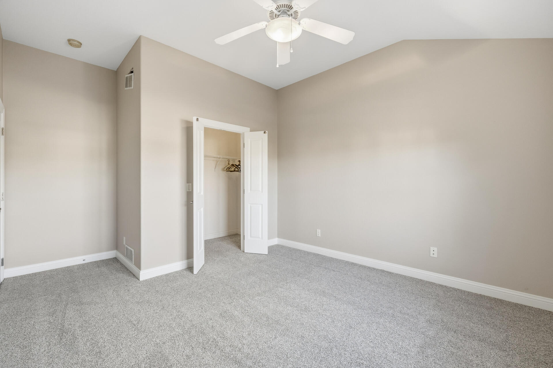 1799 Woodland Way Slinger, WI 53086 - Photo 21 of 25 16-Interior_1799 Woodland Way