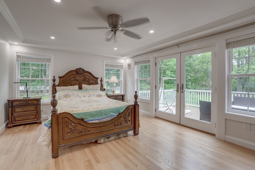 54 Concord Road Bedford, MA 01730 - Photo 18 of 41 Gallery Image 18