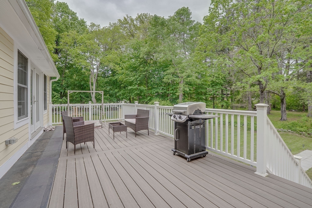 54 Concord Road Bedford, MA 01730 - Photo 36 of 41 Gallery Image 36