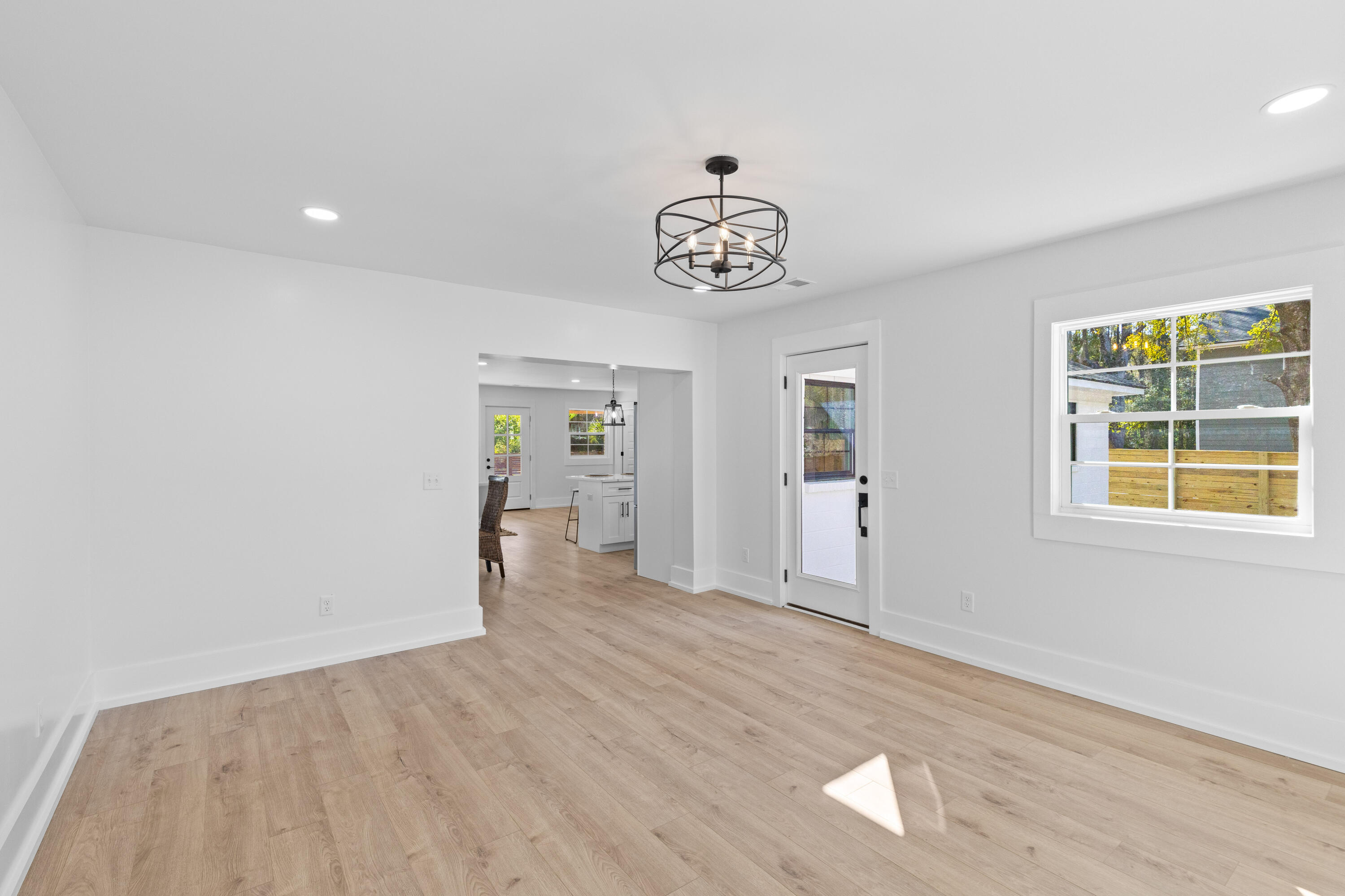 671 Riley Road Charleston, SC 29412 - Photo 18 of 53 Sunroom