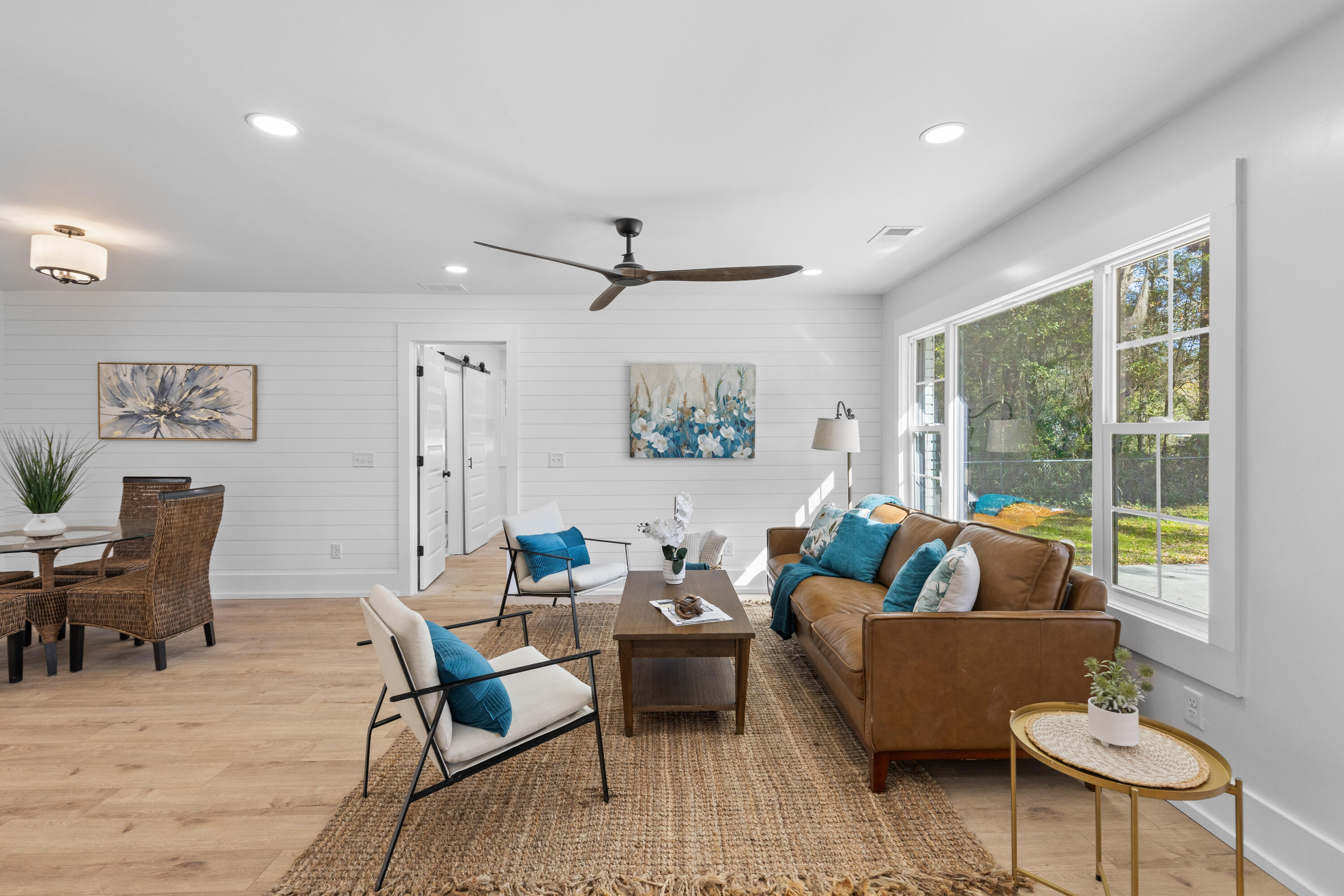 671 Riley Road Charleston, SC 29412 - Photo 27 of 53 Living room