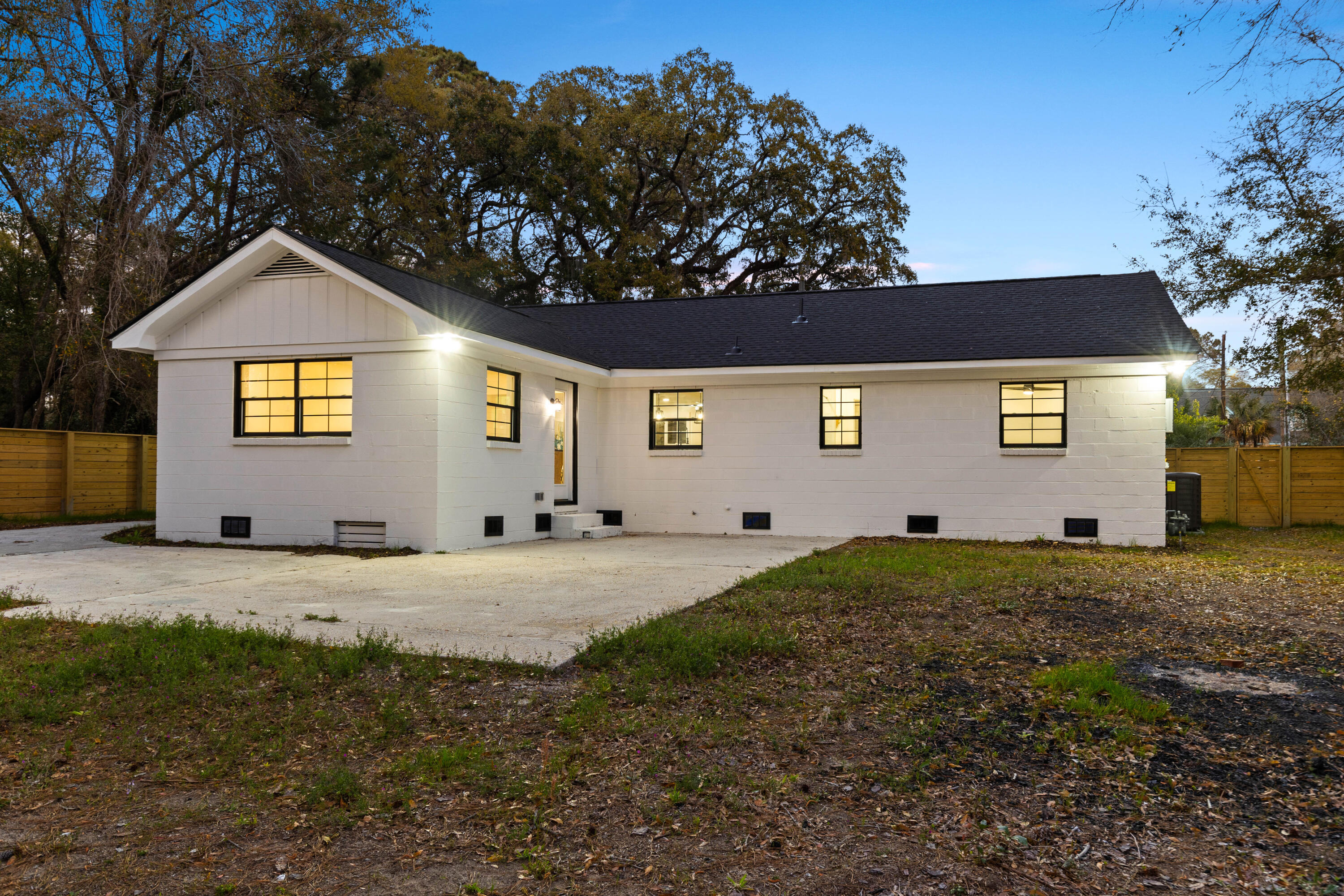 671 Riley Road Charleston, SC 29412 - Photo 48 of 53 Twilight Photo