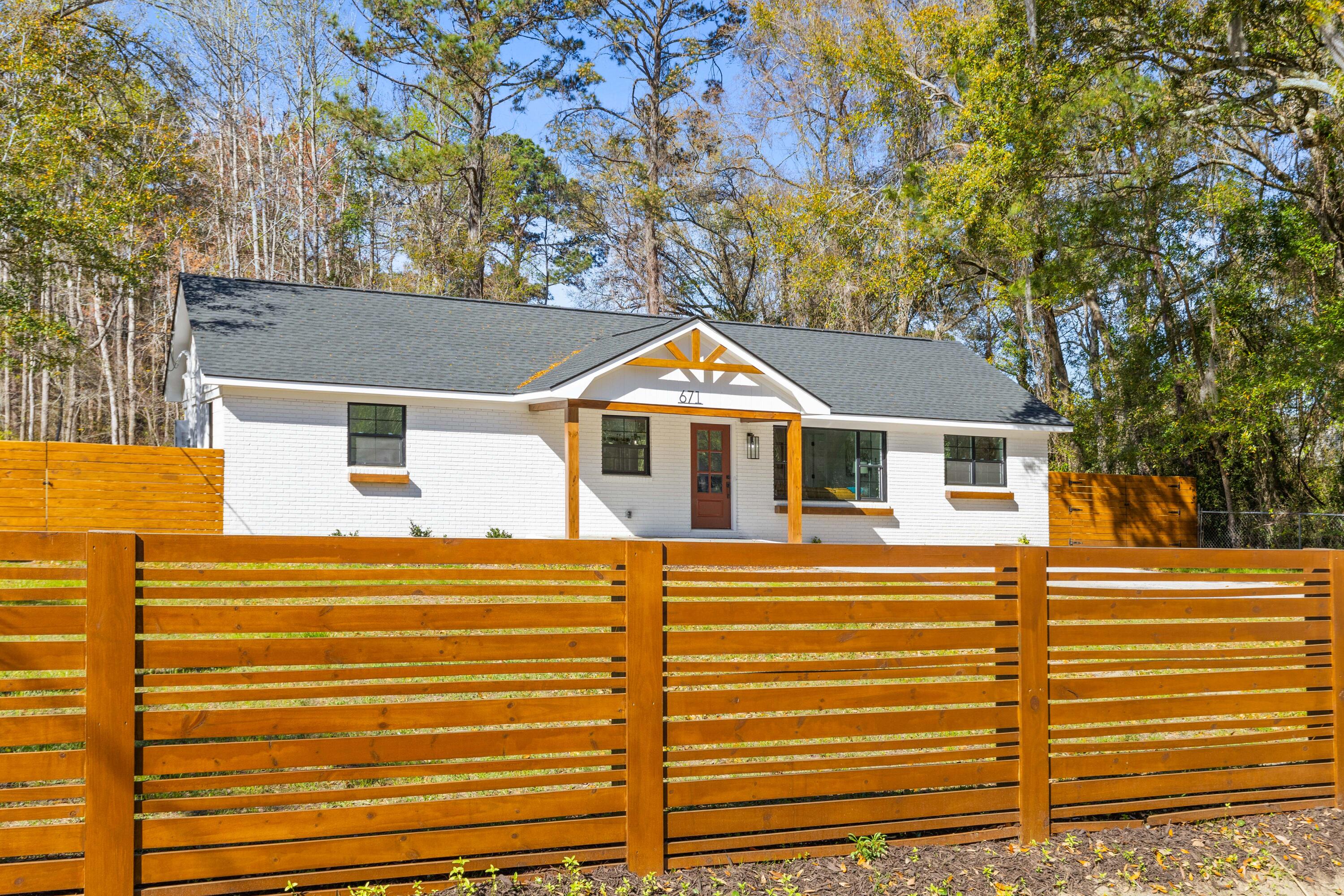 671 Riley Road Charleston, SC 29412 - Photo 4 of 53 1G1A0838