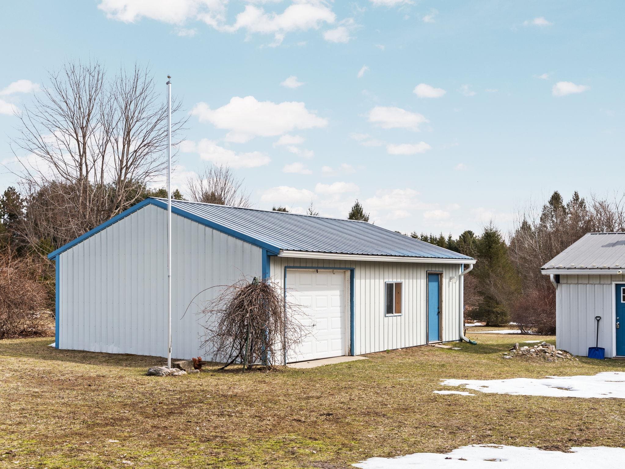 9125 Ayers Road Williamsburg, MI 49690 - Photo 21 of 31