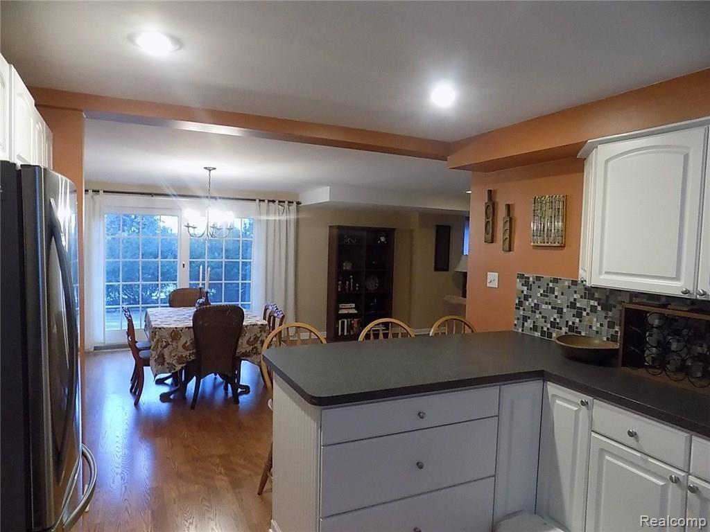 32352 Hearthstone Road Farmington Hills, MI 48334 - Photo 18 of 31