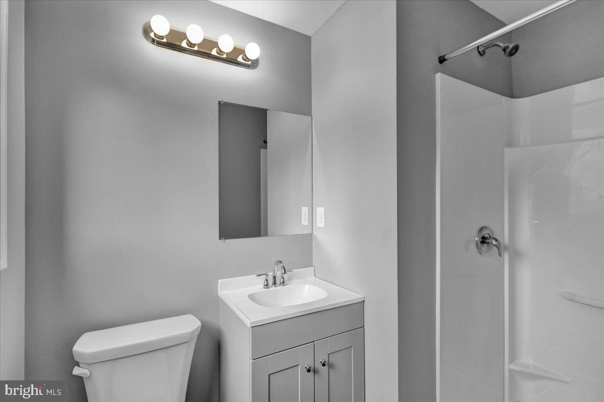 406 Hill Avenue Reading, PA 19606 - Photo 22 of 36