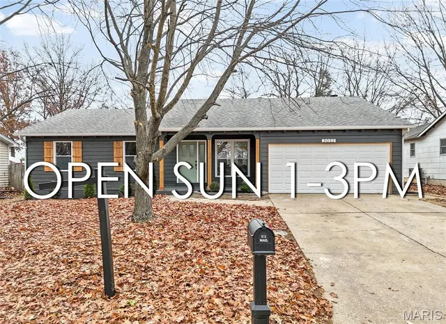 $349,999 | 3032 Valley Ridge Drive, St. Peters, MO 63376