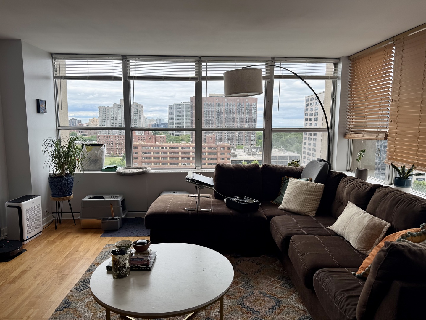 655 West Irving Park Road, Unit 1310 Chicago, IL 60613 - Photo 2 of 17